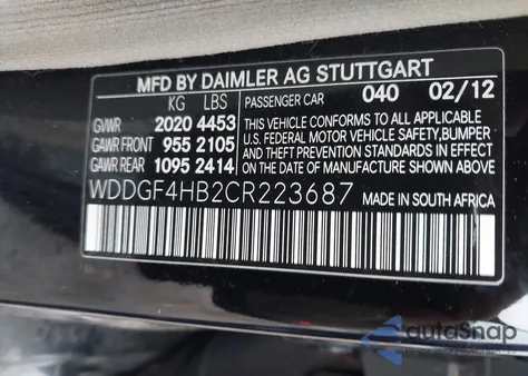 2012 Mercedes-Benz C 250 Luxury/Sport z USA, uszkodzony, nr VIN WDDGF4HB2CR223687